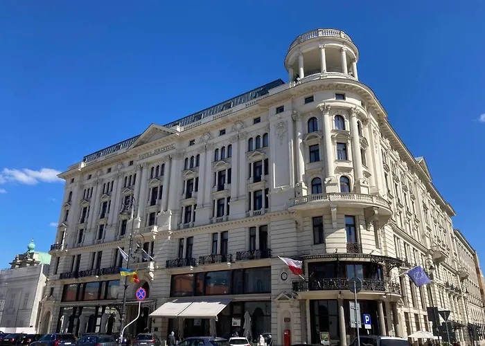 Cozy Downtown Srodmiescie Apartment: Entertainment Hub With Wi-fi * Warsaw